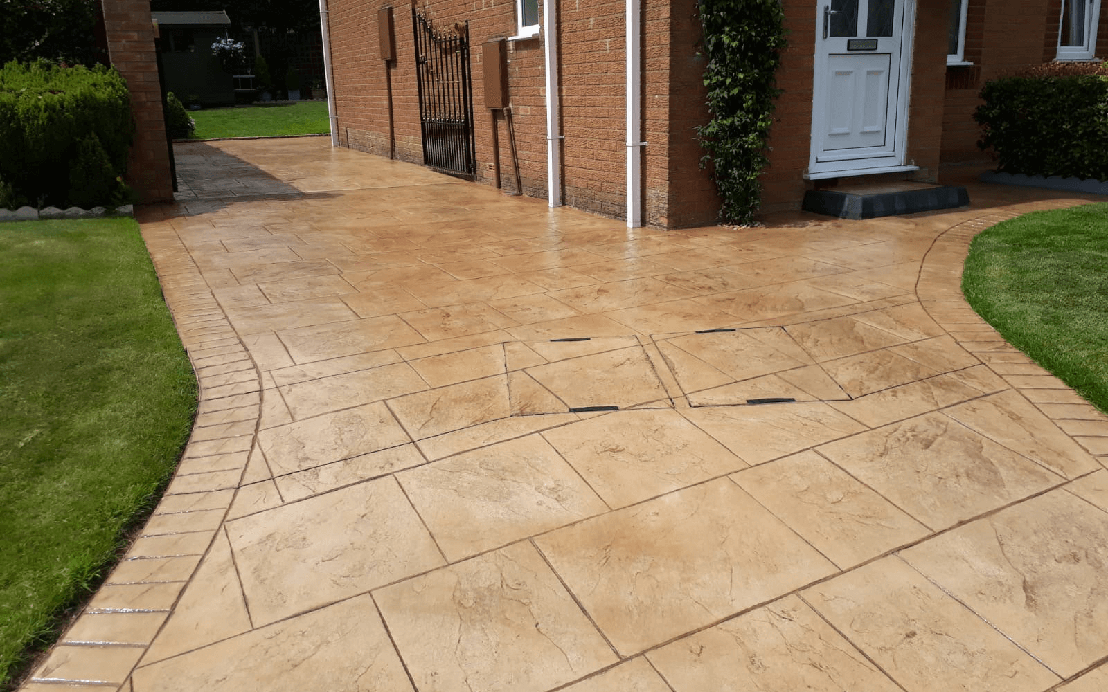 Lakestone Driveways Work